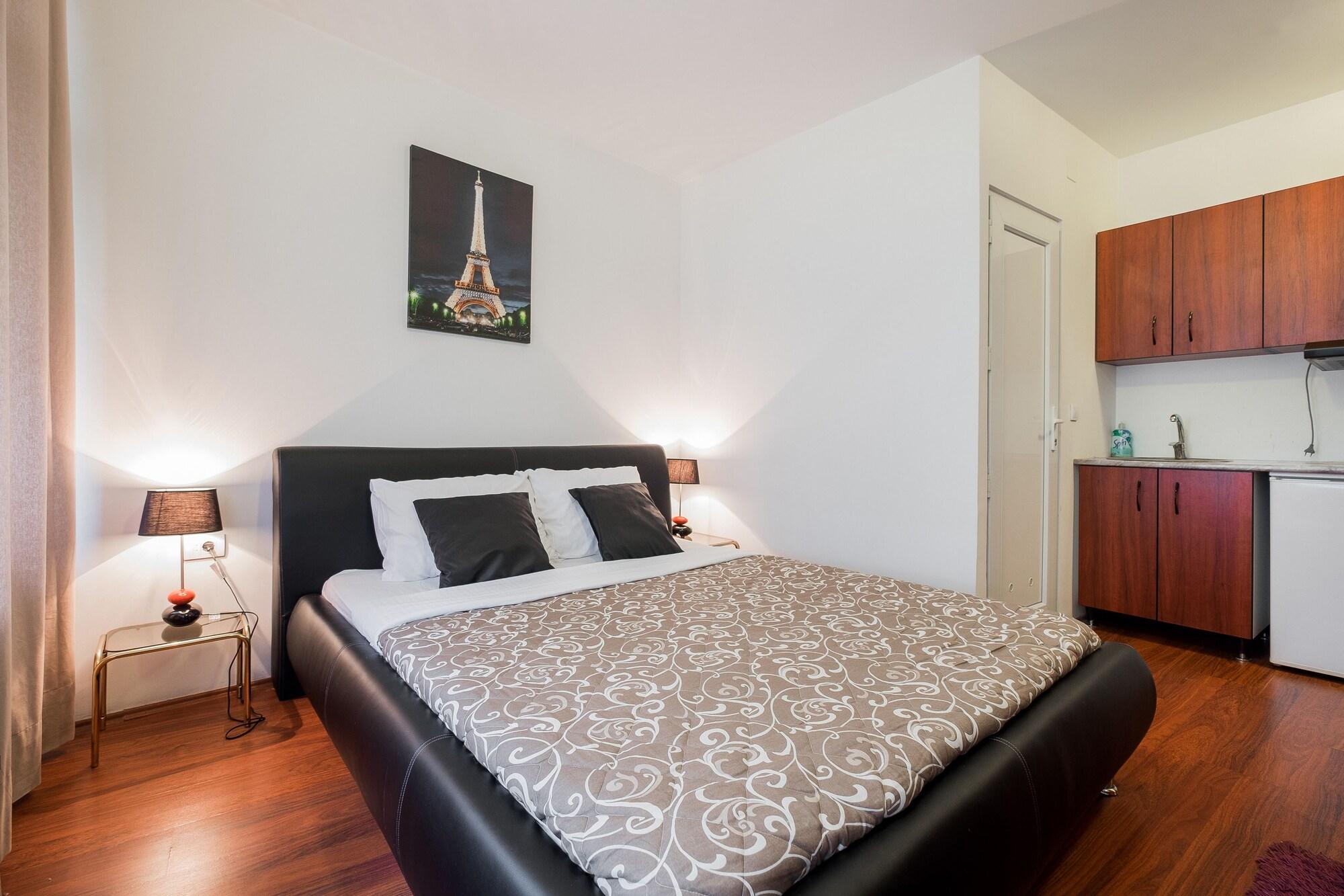 Downtown Apart Hotel Bane Belgrado Esterno foto