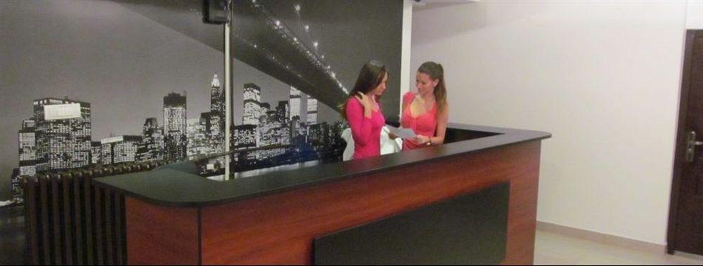 Downtown Apart Hotel Bane Belgrado Esterno foto