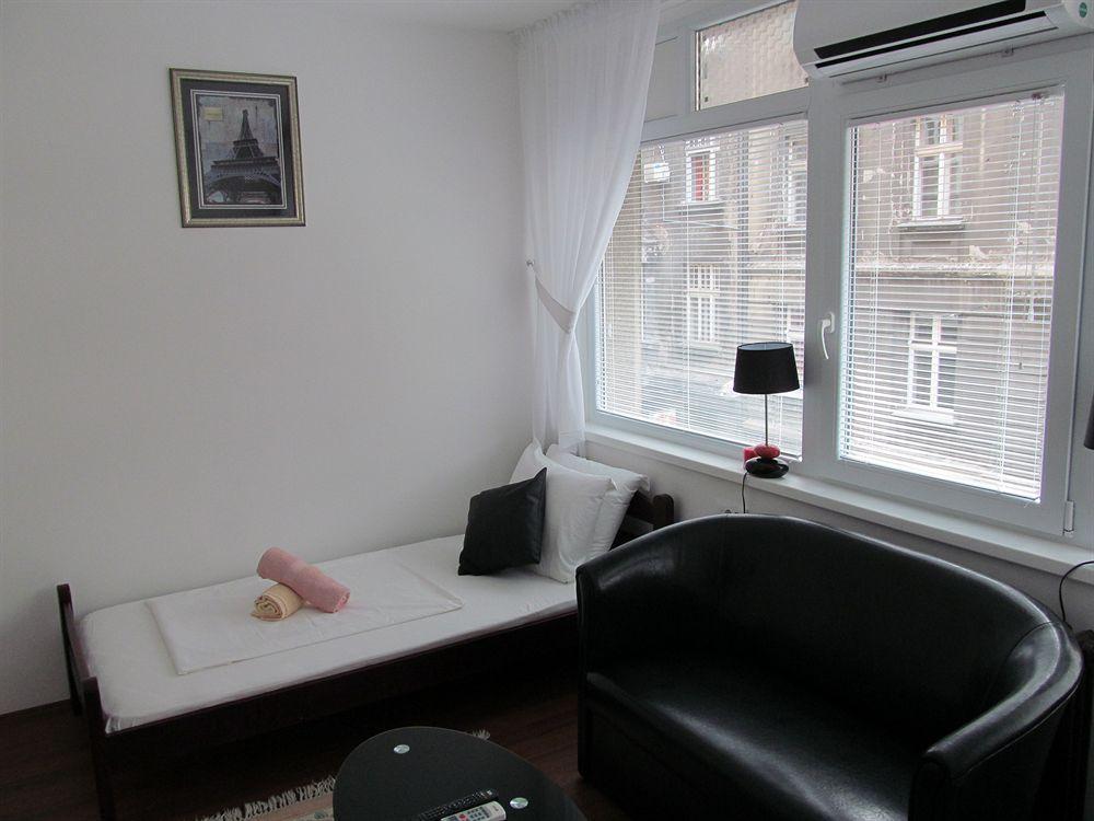 Downtown Apart Hotel Bane Belgrado Esterno foto