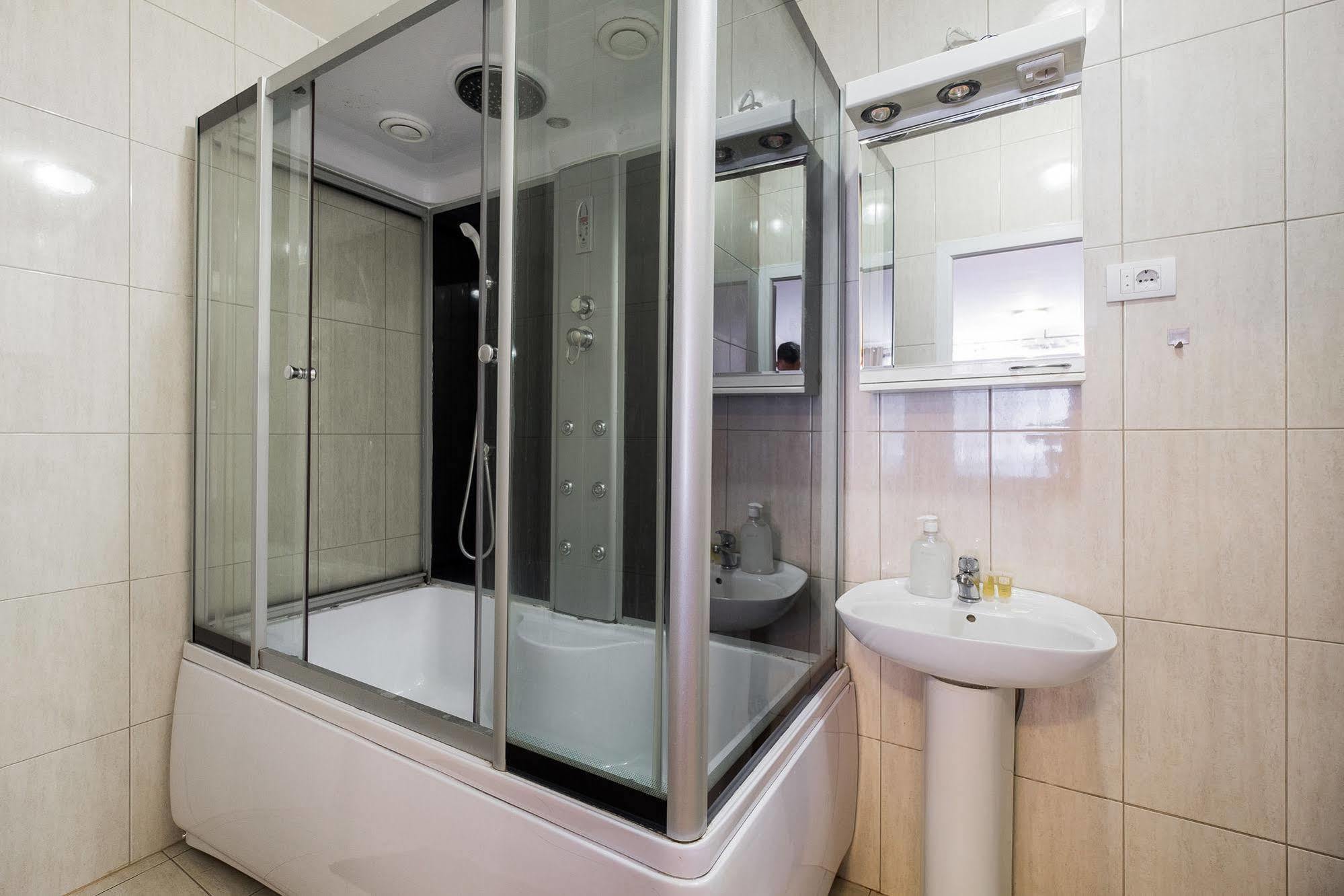 Downtown Apart Hotel Bane Belgrado Esterno foto