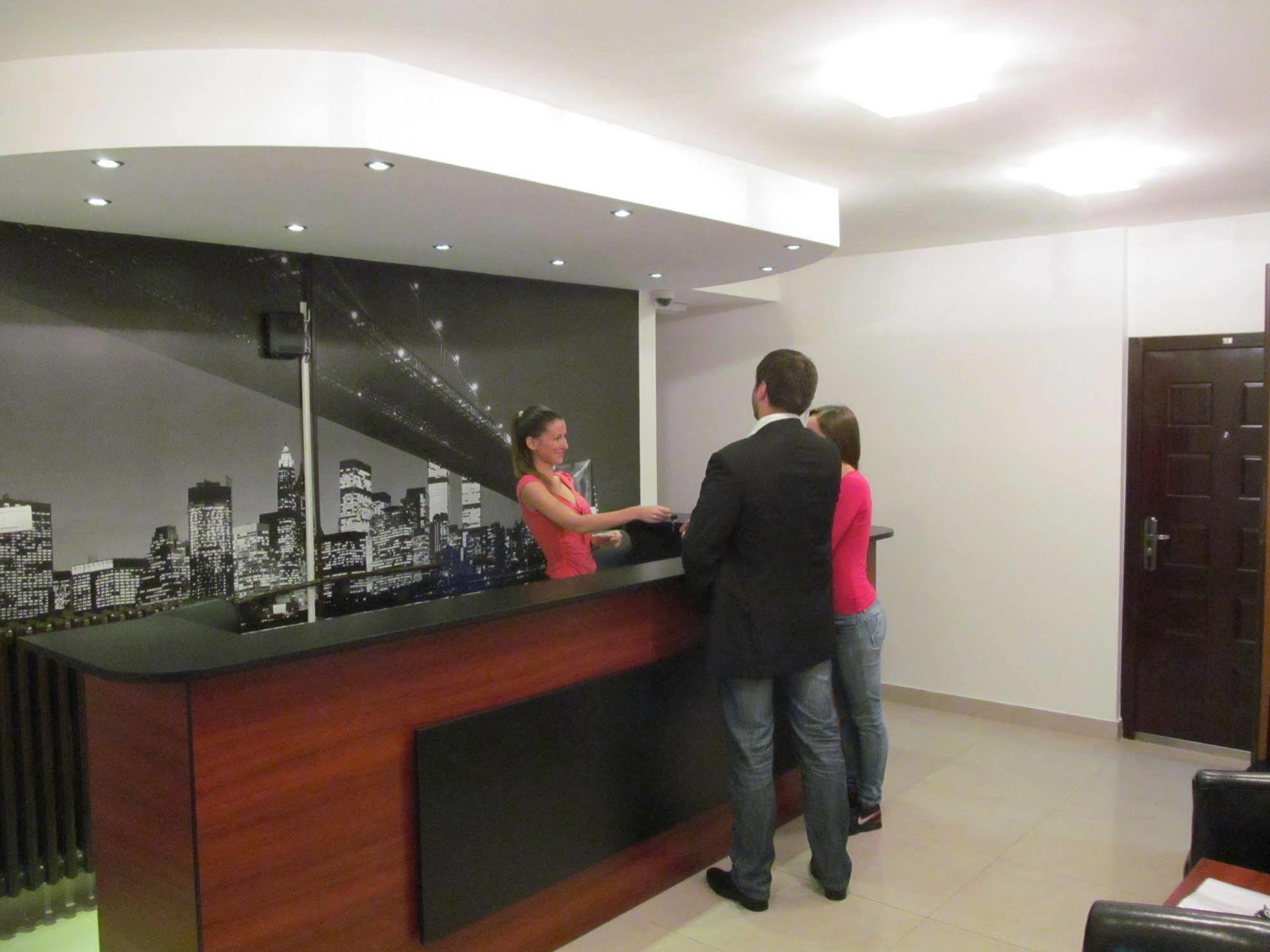 Downtown Apart Hotel Bane Belgrado Esterno foto