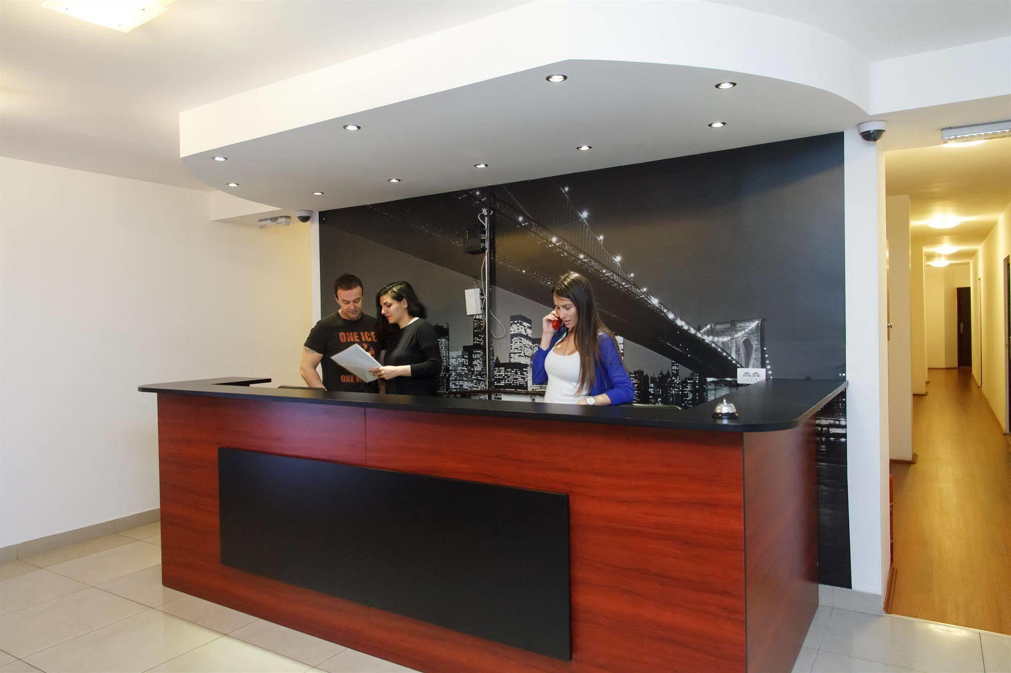 Downtown Apart Hotel Bane Belgrado Esterno foto